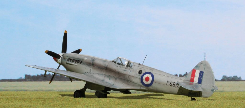 Spitfire Mk XIX (late)