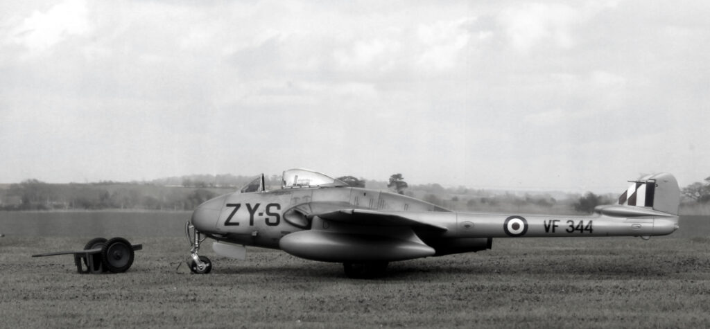 de Havilland Vampire F.3. Airfix, 1/48th scale.