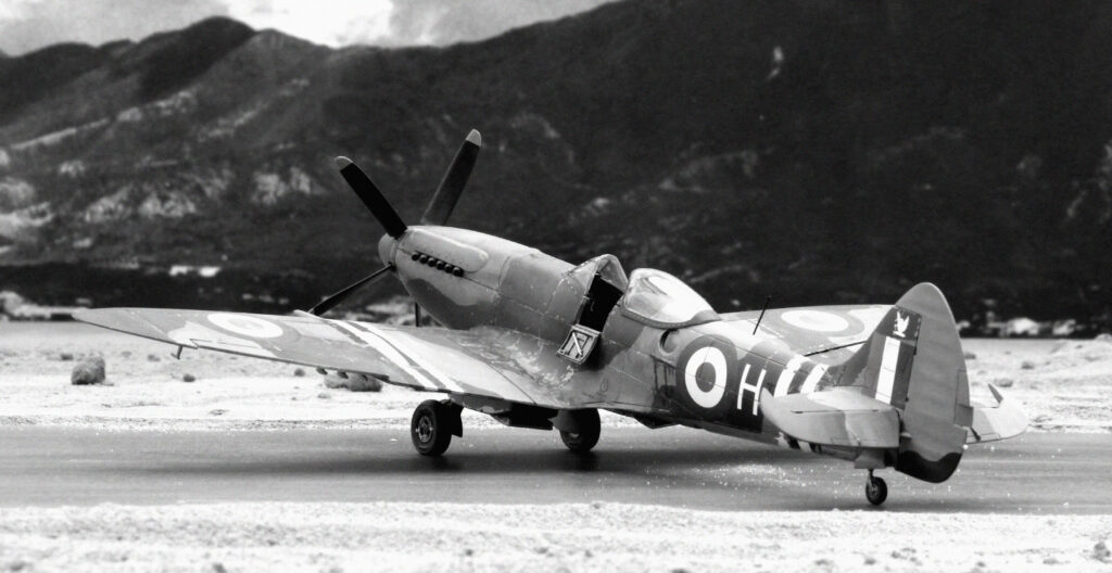 Supermarine Spitfire FR Mk XVIII of 28 Squadron based at Kai Tak, late 1950. Airfix 1/48th scale.