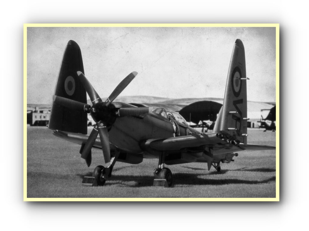 Supermarine Seafire FR.47 800 Royal Naval Air Squadron, Fleet Air Arm, around 1949. Airfix 1/48th scale.